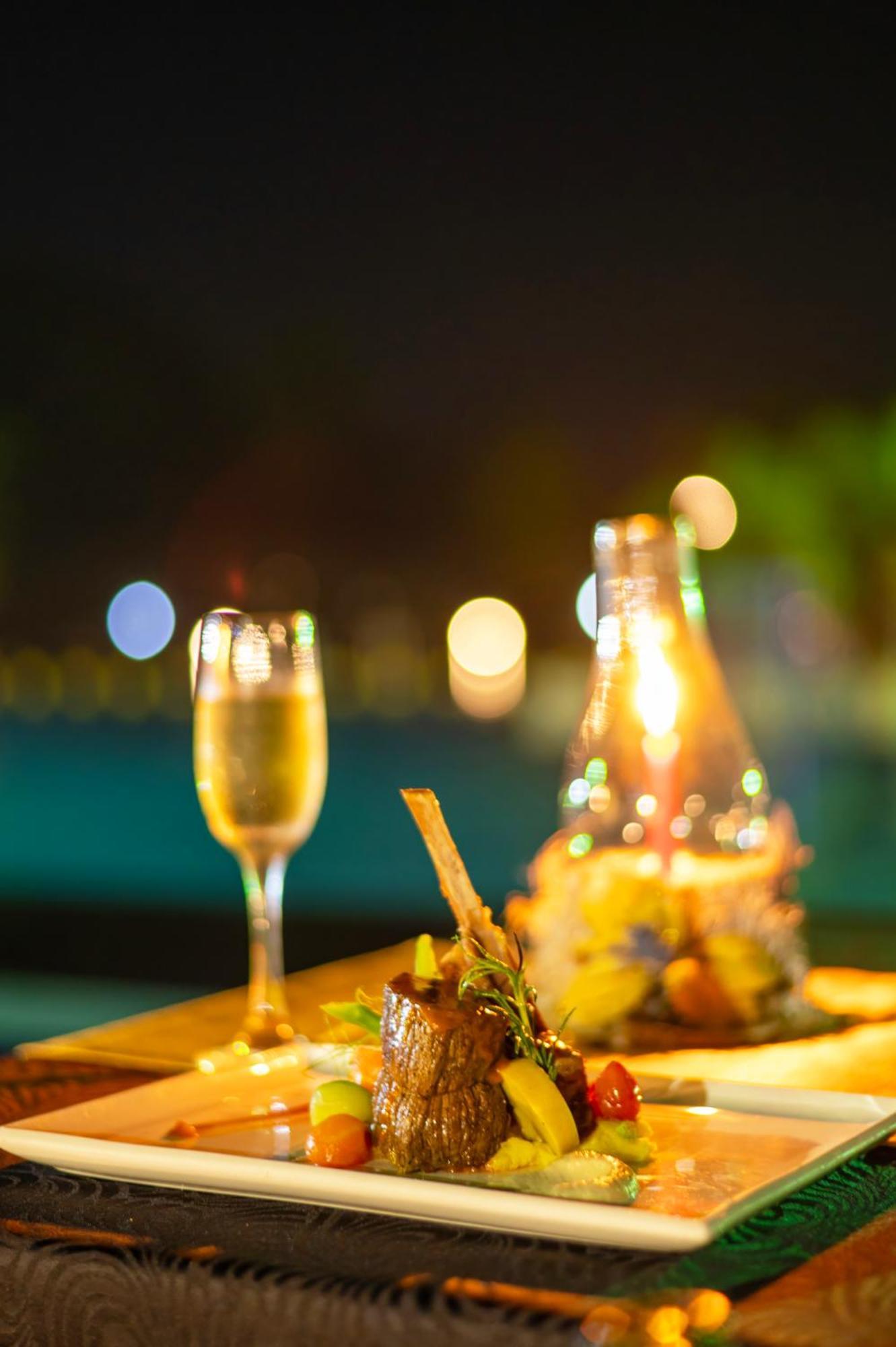 Club Palm Bay Hotel Marawila Eksteriør billede